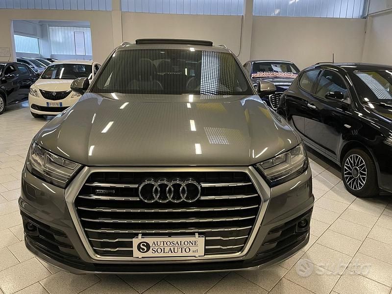 Usata Audi Q7 S-Line 272 CV (200 kW) 2018 Grigio SUV