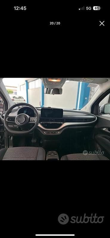 Usata Fiat 500e Icon 42 kW (58 CV) 2020 Grigio Berlina
