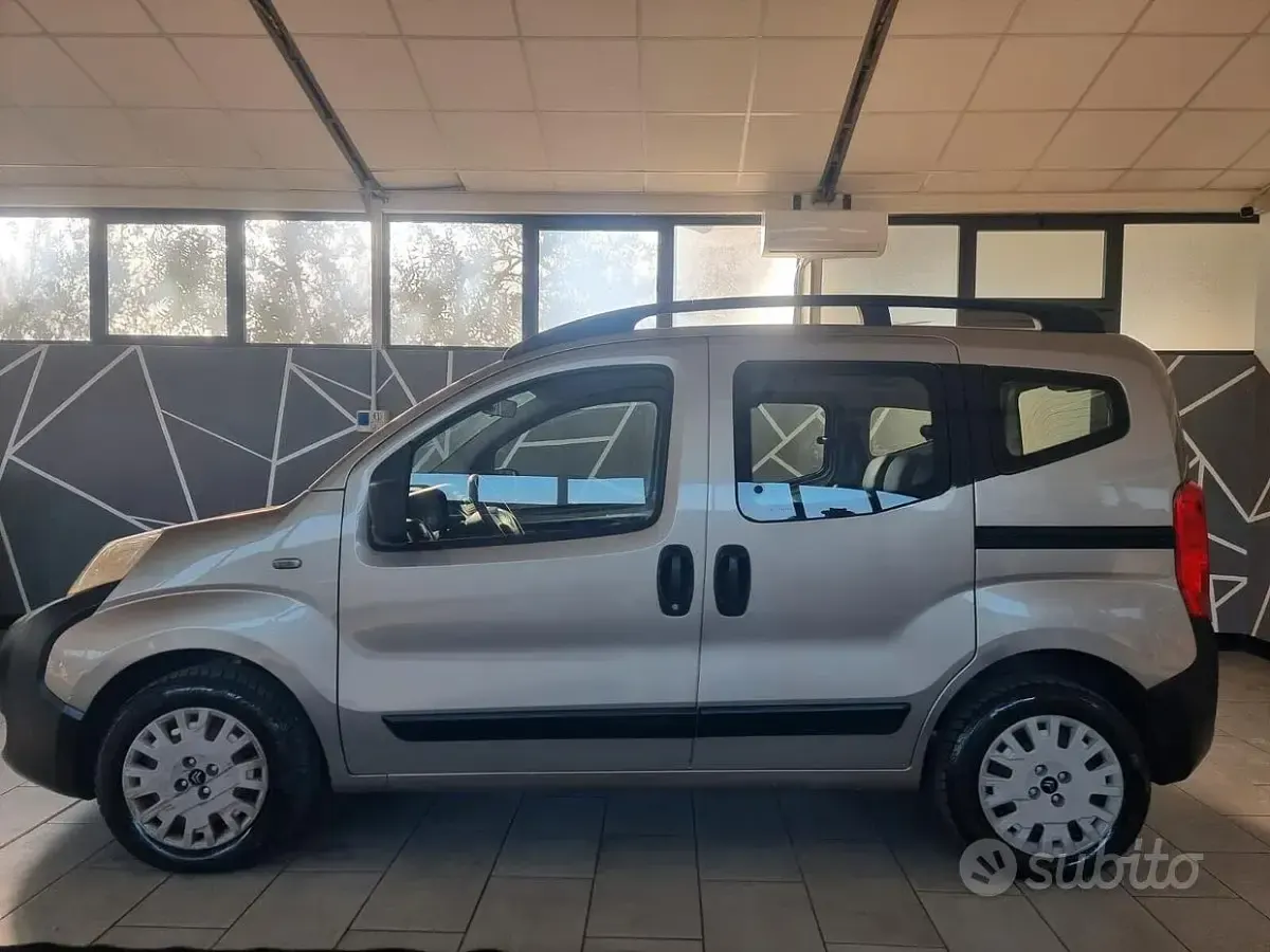Usata Citroën Nemo SELECTION 75 CV (55 kW) 2012 Marrone Monovolume