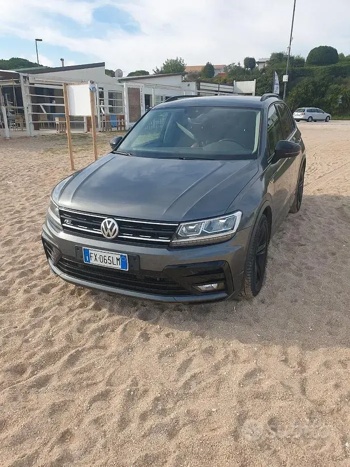 Usata VW Tiguan 150 CV (110 kW) 2019 Grigio SUV