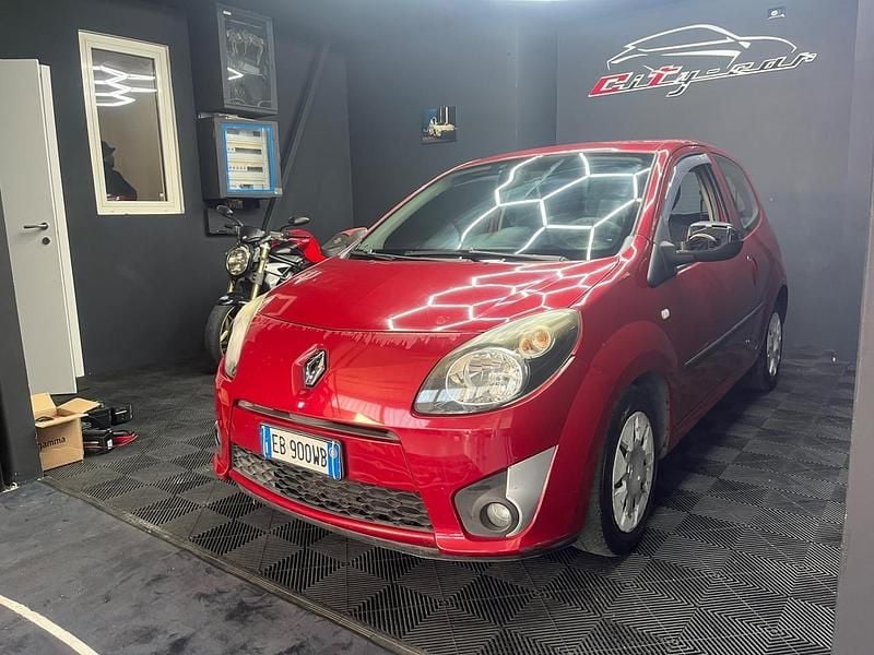 Usata Renault Twingo 75 CV (55 kW) 2010 Rosso Utilitaria