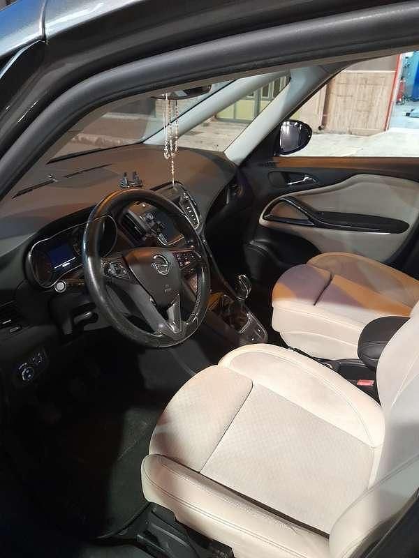 Usata Opel Zafira 150 CV (110 kW) 2018 Monovolume