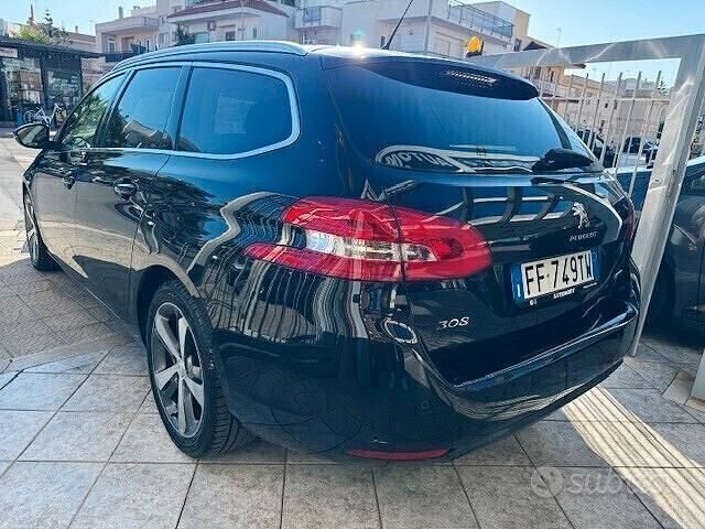Usata Peugeot 308 Allure 120 CV (88 kW) 2016 Nero Station wagon