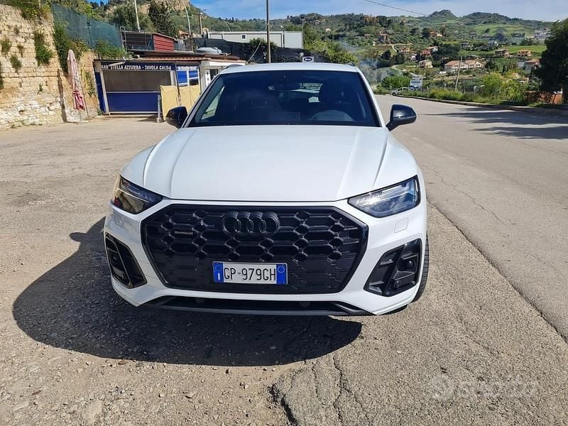 Bianco Usata 2023 Audi Q5 S-Line SUV | 39.990 € (Super prezzo) - Immagine 1/4