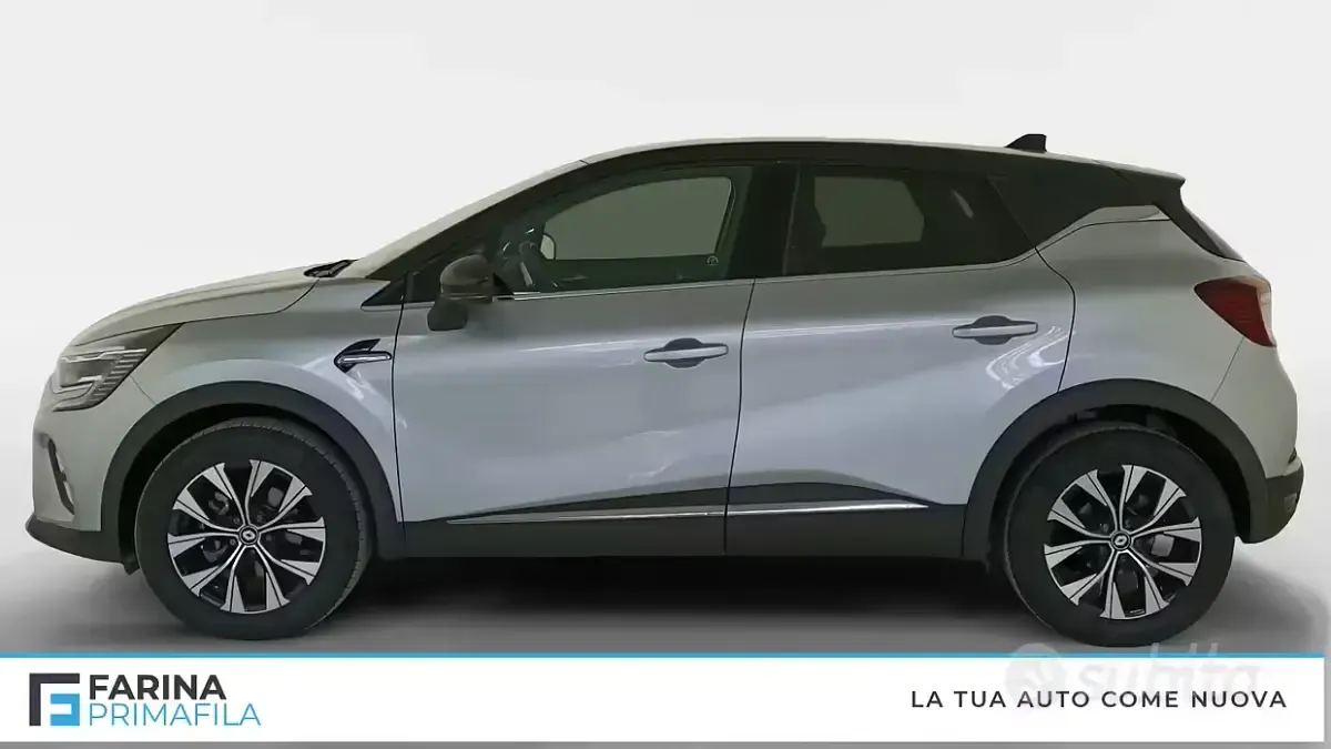 Usata Renault Captur Techno 94 CV (69 kW) 2023 Grigio SUV