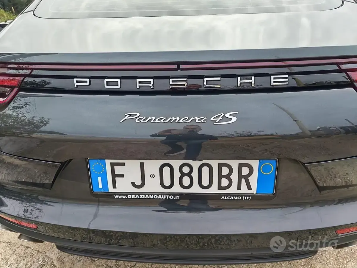Usata Porsche Panamera 4S Diesel 422 CV (310 kW) 2017 Grigio Utilitaria