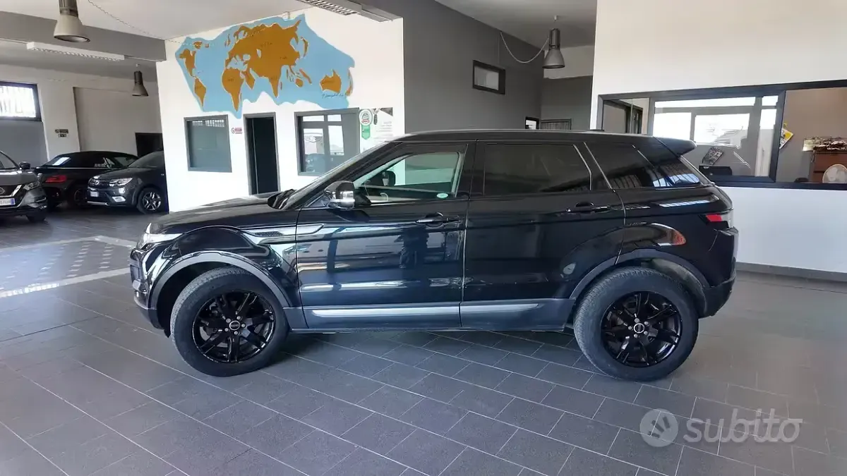 Usata Land Rover Range Rover evoque Pure 150 CV (110 kW) 2011 Nero SUV