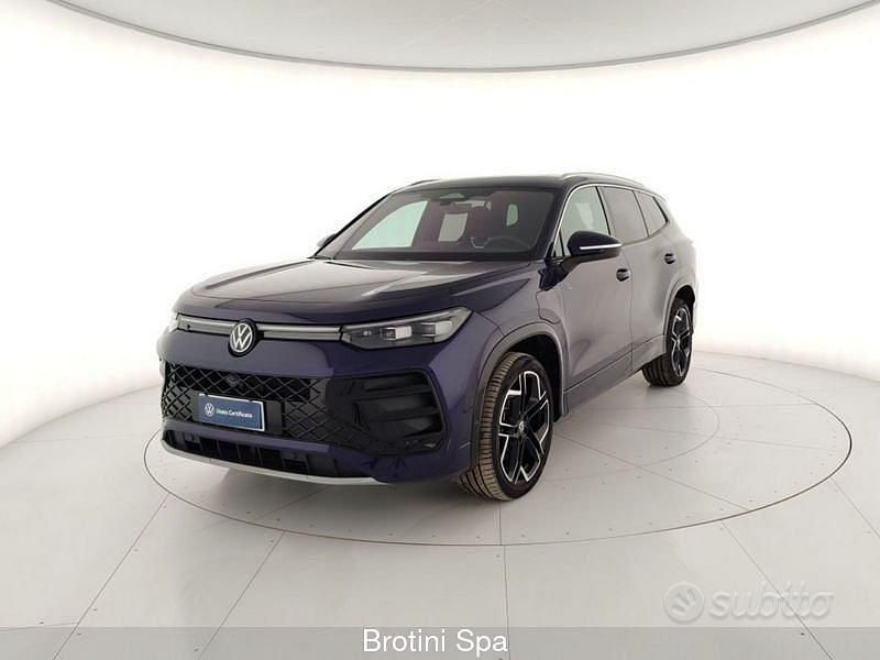 Usata VW Tayron R-line Plus 204 CV (150 kW) 2025 Blu metallizzato SUV