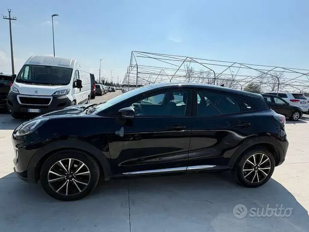 Usata Ford Puma Titanium 125 CV (91 kW) 2022 Grigio SUV