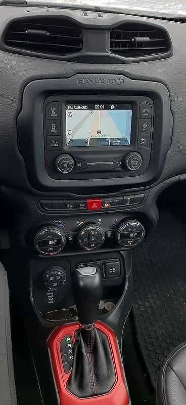 Usata Jeep Renegade Trailhawk 170 CV (125 kW) 2016 SUV