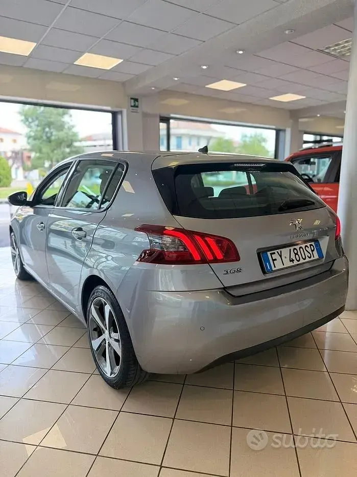 Usata Peugeot 308 Active 177 CV (130 kW) 2019 Grigio Berlina