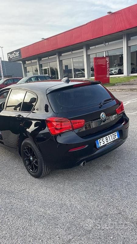 Usata BMW 116 116 CV (85 kW) 2018 Nero Utilitaria