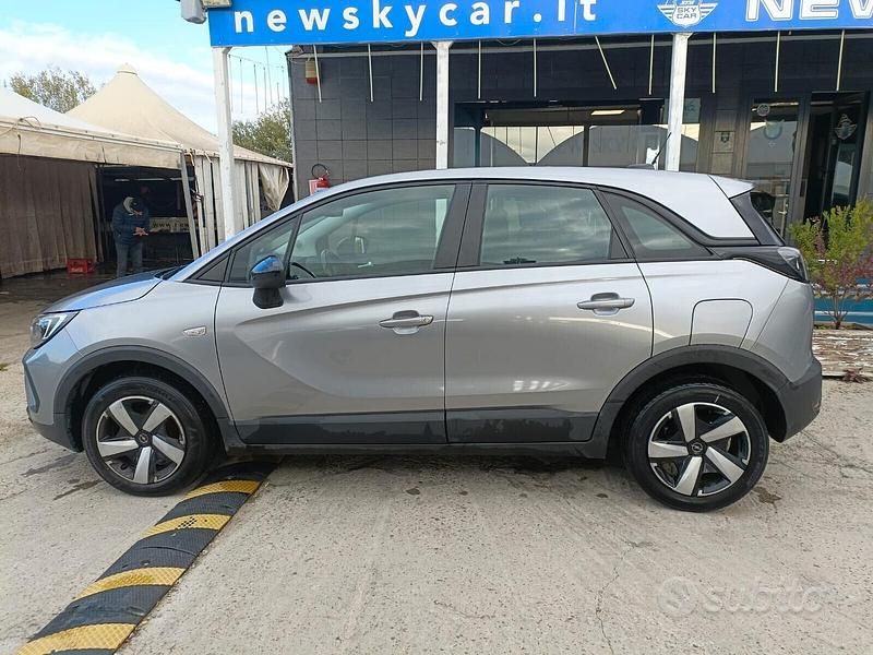 Usata Opel Crossland X Ultimate 110 CV (80 kW) 2022 Grigio SUV