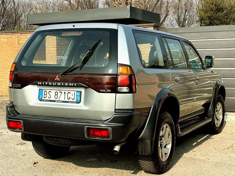 Usata Mitsubishi Pajero Sport 99 CV (72 kW) 2001 Argento SUV