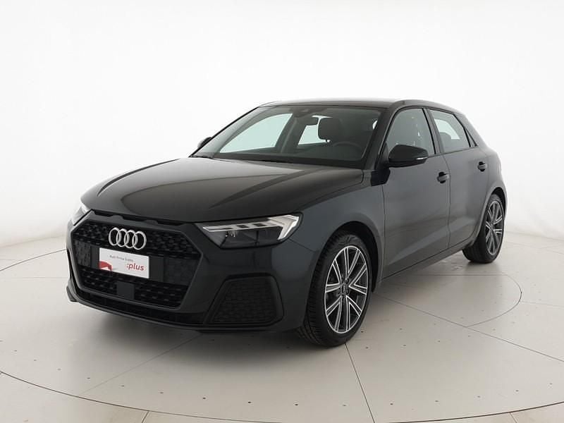 Usata Audi A1 Sportback Admired 95 CV (69 kW) 2023 Grigio manhattan metallizzato Utilitaria