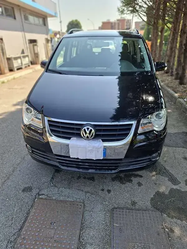 Usata VW Touran Highline 105 CV (77 kW) 2007 Nero Monovolume