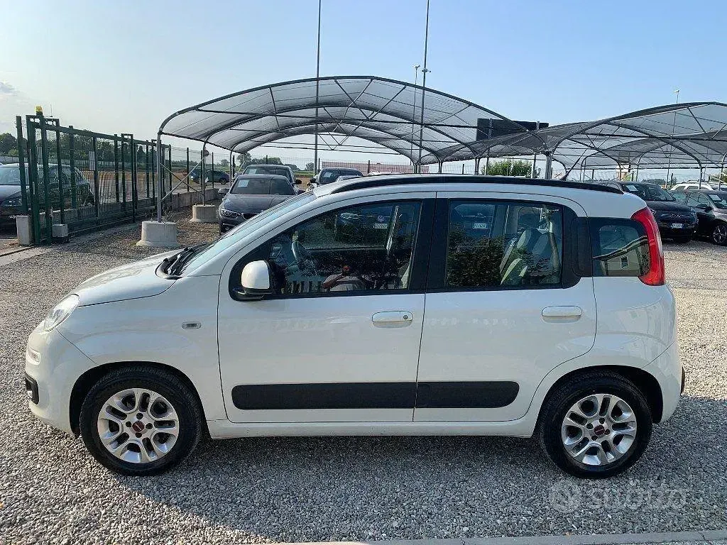 Usata Fiat Panda Lounge 95 CV (69 kW) 2018 Bianco Utilitaria