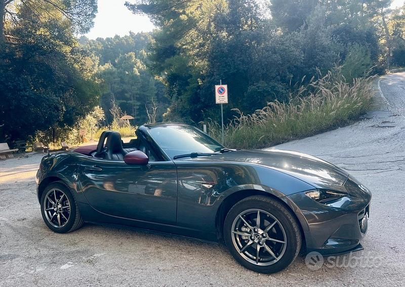 Usata Mazda MX5 Edition 131 CV (96 kW) 2018 Grigio Cabrio