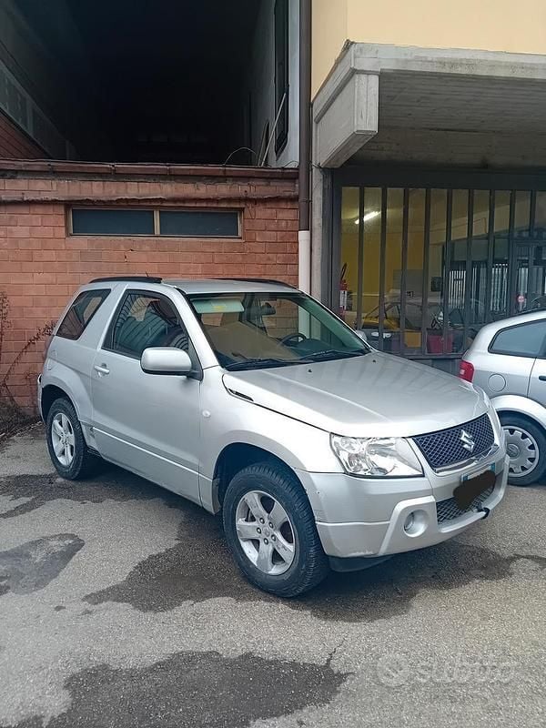 Usata Suzuki Grand Vitara 2008 Grigio SUV