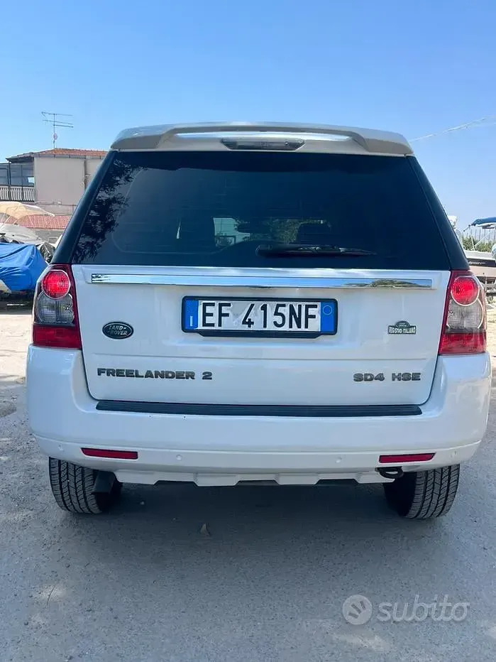 Usata Land Rover Freelander 2 190 CV (139 kW) 2011 Bianco SUV