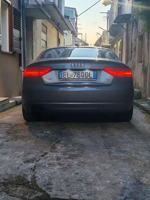 Usata Audi A5 Sportback Ambiente 177 CV (130 kW) 2012 Utilitaria