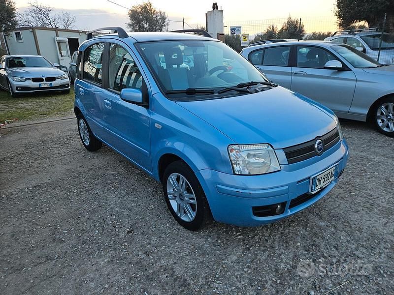 Usata Fiat Panda Emotion 74 CV (54 kW) 2007 Blu Utilitaria