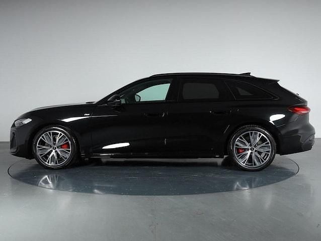 Nuova Audi A5 S-Line 204 CV (150 kW) 2025 Nero mito met. Station wagon