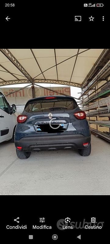 Usata Renault Captur 90 CV (66 kW) 2019 Blu SUV
