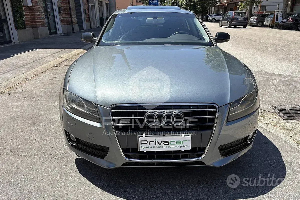 Usata Audi A5 Ambiente 170 CV (125 kW) 2010 Grigio Coupé