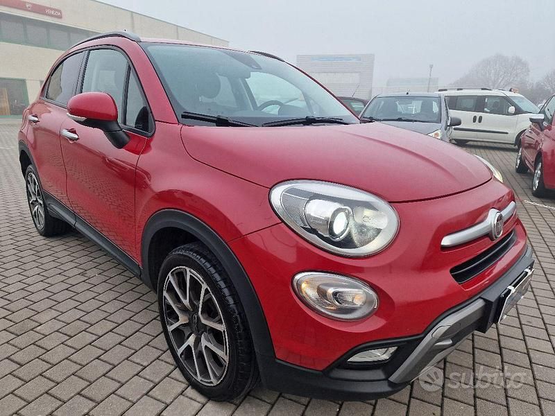 Usata Fiat 500X Cross Plus 140 CV (102 kW) 2015 Rosso SUV