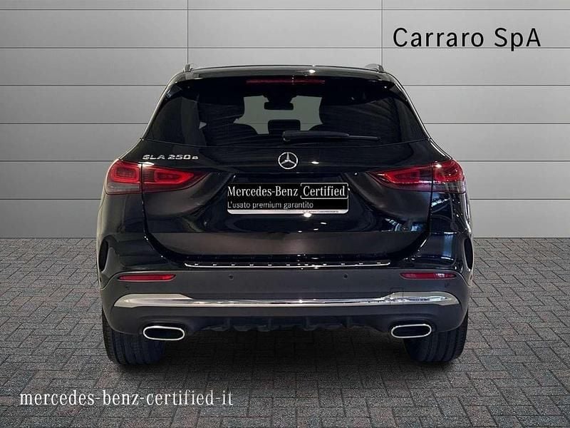 Usata Mercedes GLA250 Premium 160 CV (117 kW) 2021 Nero SUV