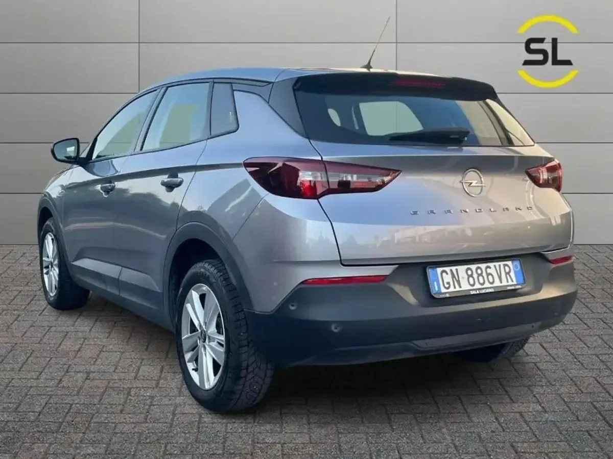 Usata Opel Grandland X 131 CV (96 kW) 2023 Grigio SUV