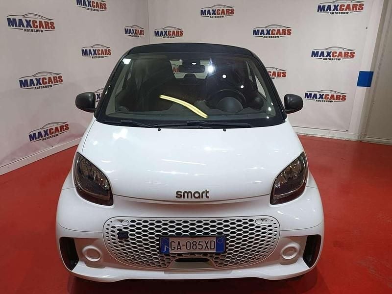Bianco/nero Usata 2020 Smart ForTwo Coupé Coupé | 11.450 € (Buon prezzo) - Immagine 1/4