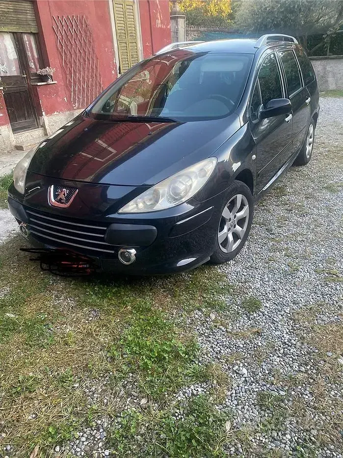 Usata Peugeot 307 90 CV (66 kW) 2007 Nero Station wagon
