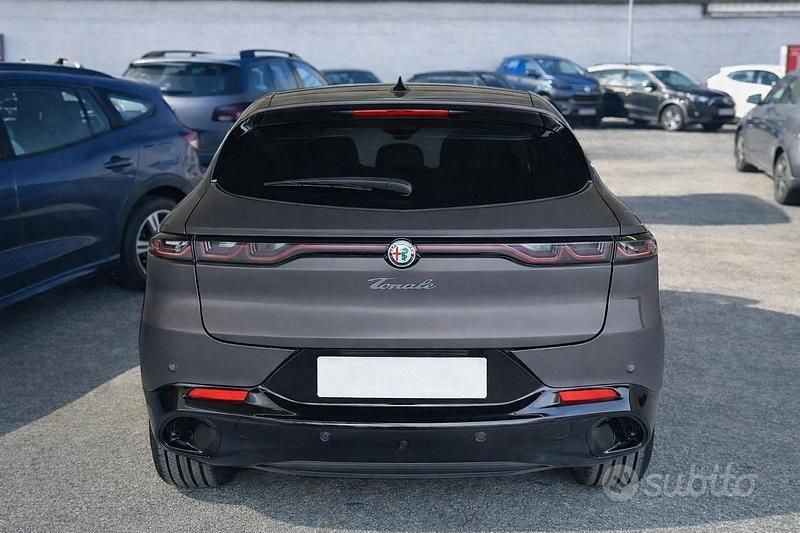 Usata Alfa Romeo Tonale Veloce 160 CV (117 kW) 2024 Grigio SUV