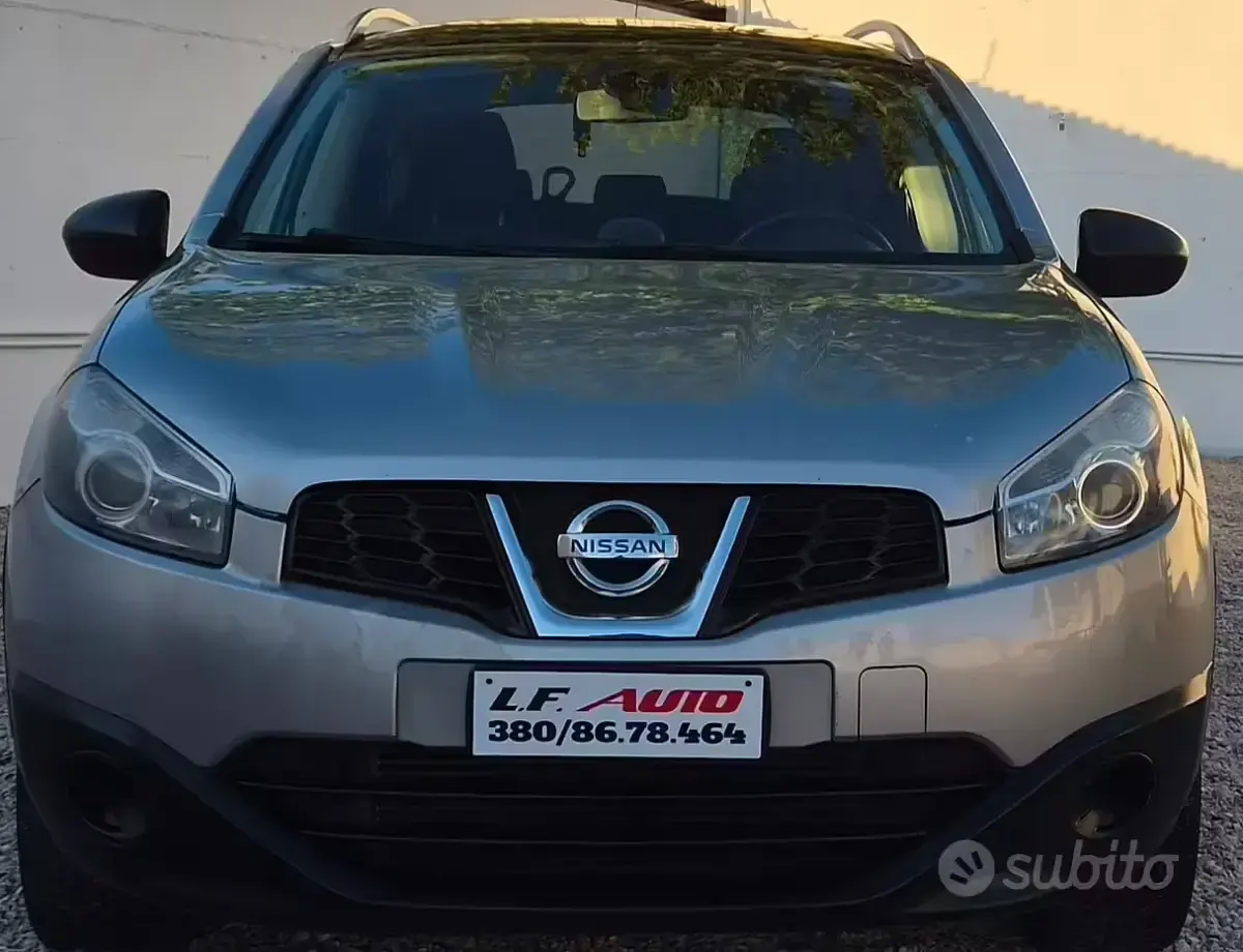 Usata Nissan Qashqai +2 Tekna 150 CV (110 kW) 2010 Grigio SUV