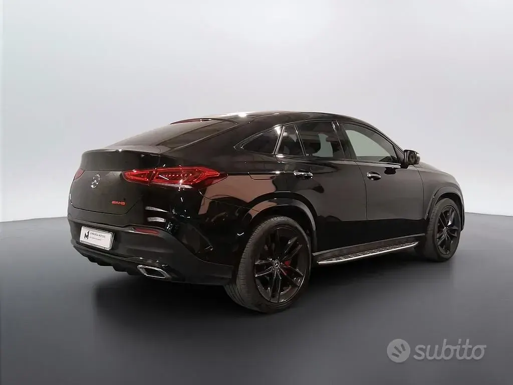 Usata Mercedes GLE350 194 CV (142 kW) 2023 Nero metallizzato SUV