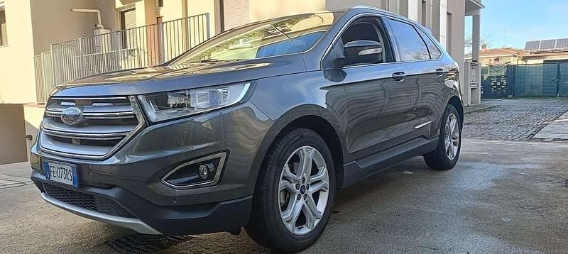 Usata Ford Edge Titanium S 209 CV (153 kW) 2016 Grigio SUV