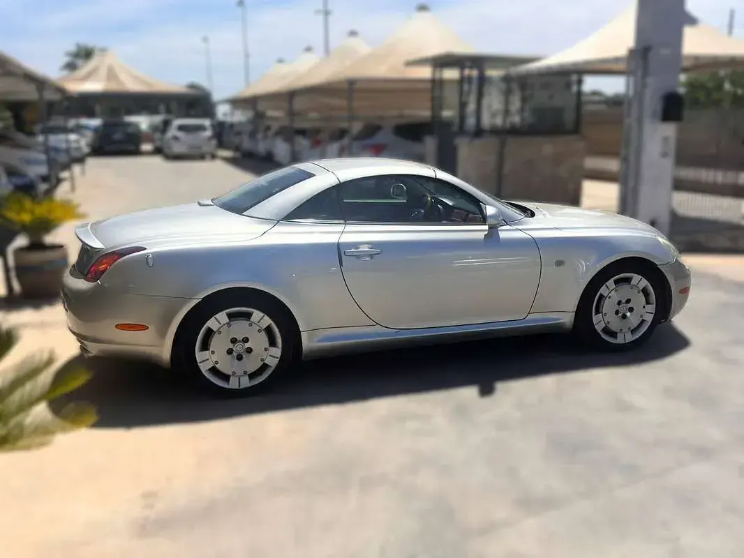 Usata Lexus SC430 286 CV (210 kW) 2002 Argento Cabrio