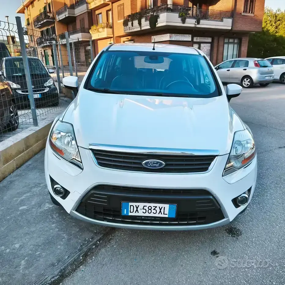 Usata Ford Kuga 136 CV (100 kW) 2009 Bianco SUV