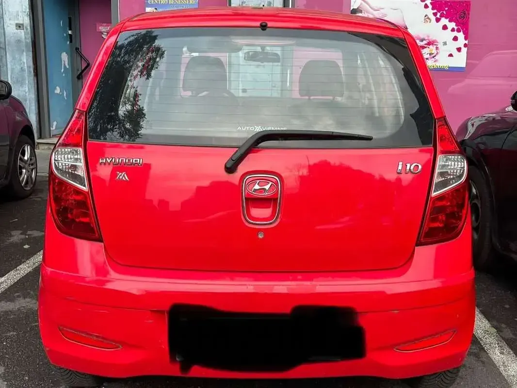 Usata Hyundai i10 Classic 69 CV (50 kW) 2012 Rosso Utilitaria