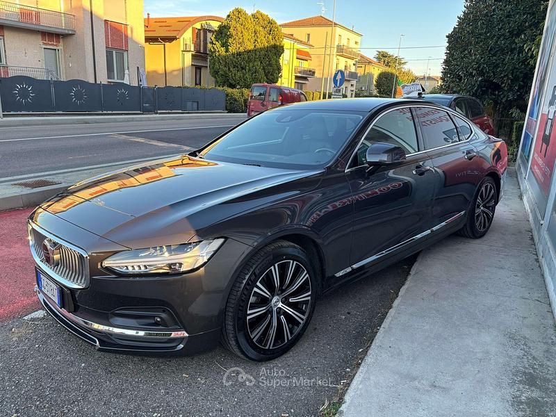 Usata Volvo S90 Inscription 235 CV (172 kW) 2021 Grigio Berlina