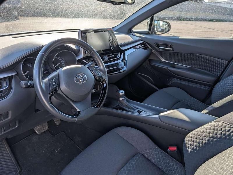 Usata Toyota C-HR Active 98 CV (72 kW) 2020 Grigio SUV