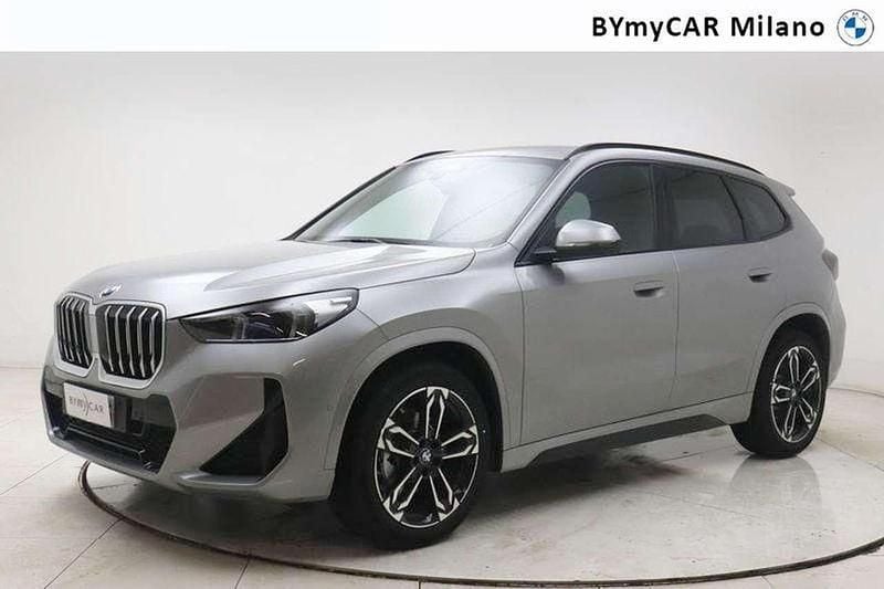 Space silver metallizzato Nuova 2025 BMW X1 M Sport SUV | 40.000 € (Super prezzo) - Immagine 1/3