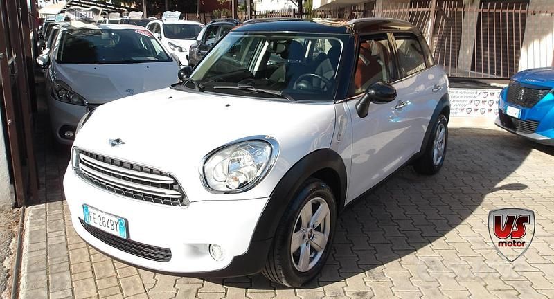 Usata Mini Countryman 111 CV (81 kW) 2016 Bianco SUV