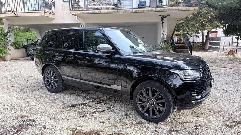 Usata Land Rover Range Rover Vogue 249 CV (183 kW) 2013 Nero SUV