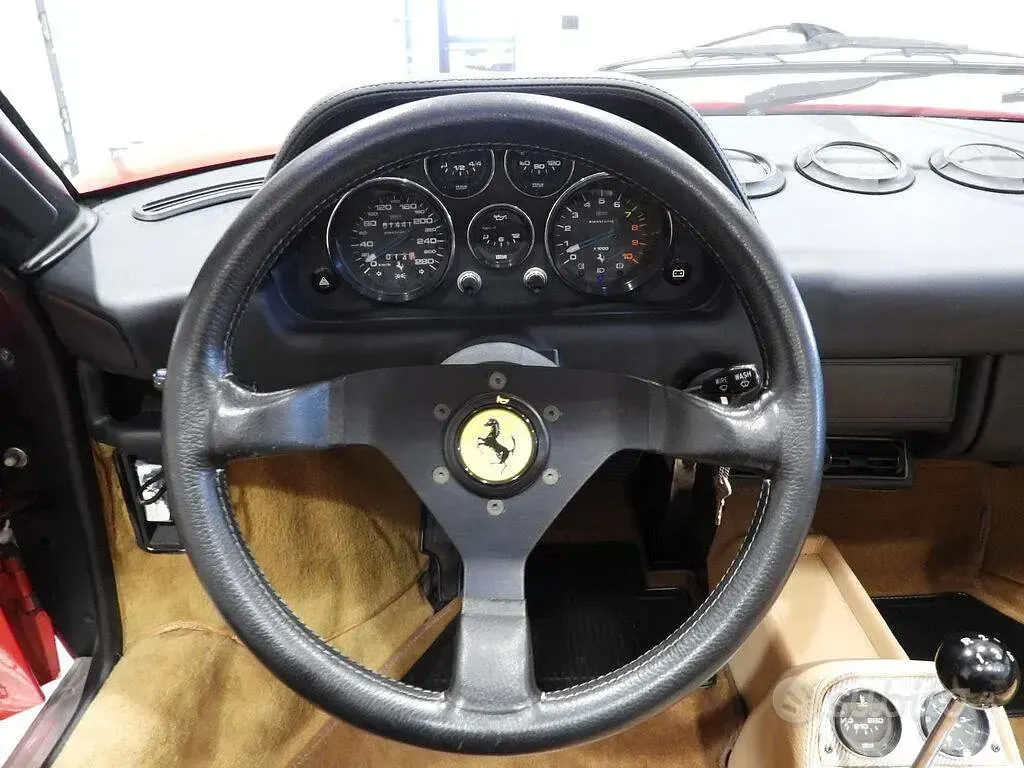 Usata Ferrari 308 240 CV (176 kW) 1984 Rosso Coupé