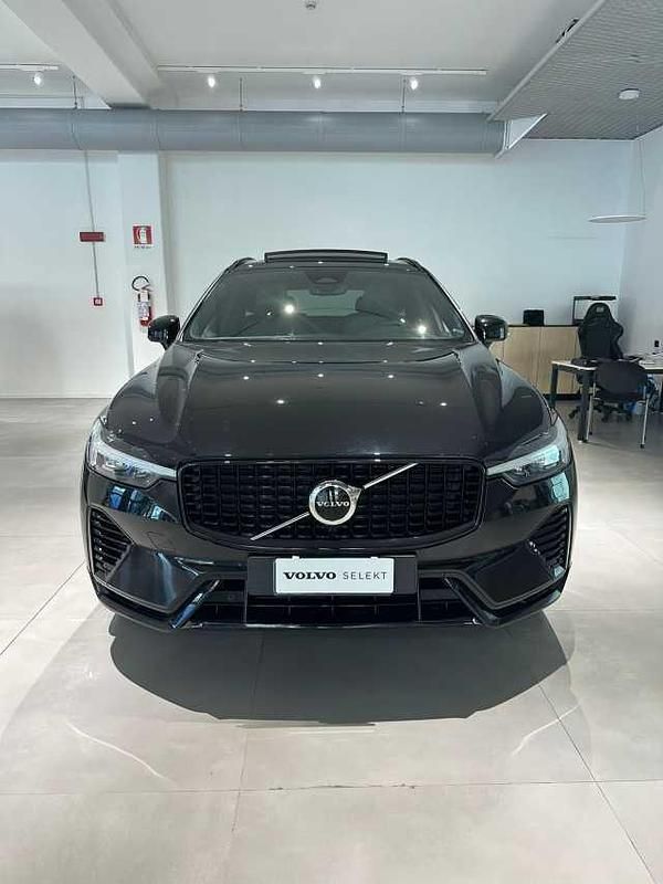 Usata Volvo XC60 Plus 253 CV (186 kW) 2022 Nero SUV