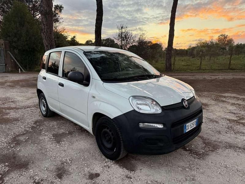 Usata Fiat Panda Pop 70 CV (51 kW) 2022 Bianco Utilitaria