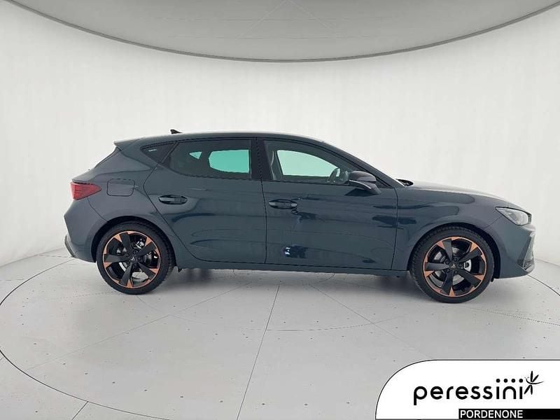Nuova Cupra Leon 150 CV (110 kW) 2026 Fiord blue Berlina
